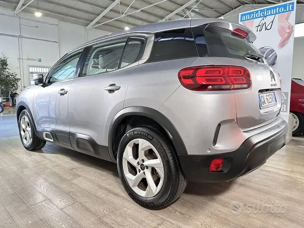 Usata Citroën C5 Aircross Business Class 131 CV (96 kW) 2022 Grigio metallizzato SUV
