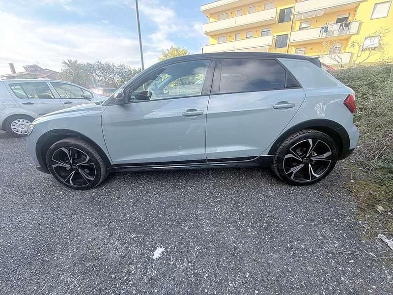 Usata Audi A1 Ambiente 116 CV (85 kW) 2024 Grigio SUV