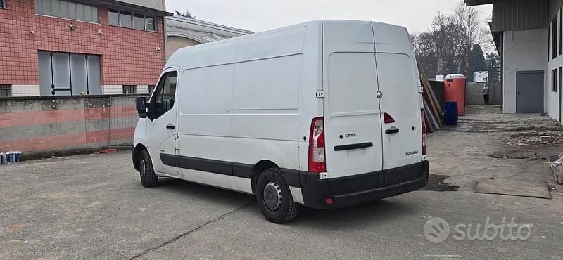 Usata Opel Movano 99 CV (72 kW) 2010 Bianco Berlina