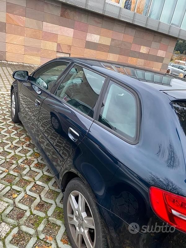 Usata Audi A3 Ambiente 90 CV (66 kW) 2012 Blu Berlina