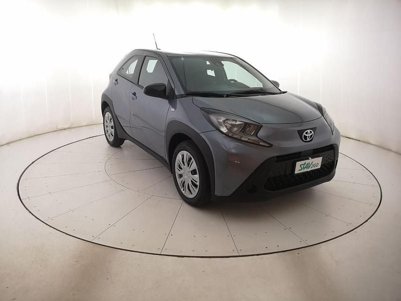 Nuova Toyota Aygo X Active 72 CV (52 kW) 2025 Blu SUV