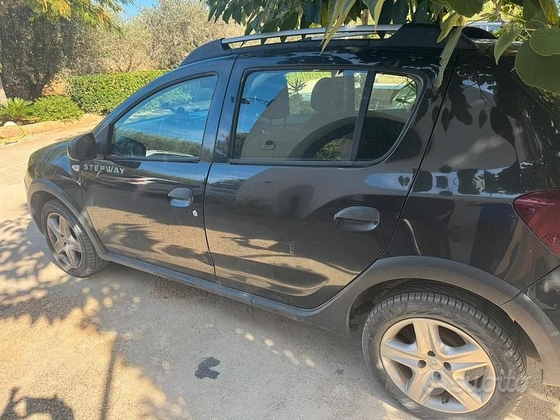Usata Dacia Sandero Stepway 2015 Nero Utilitaria