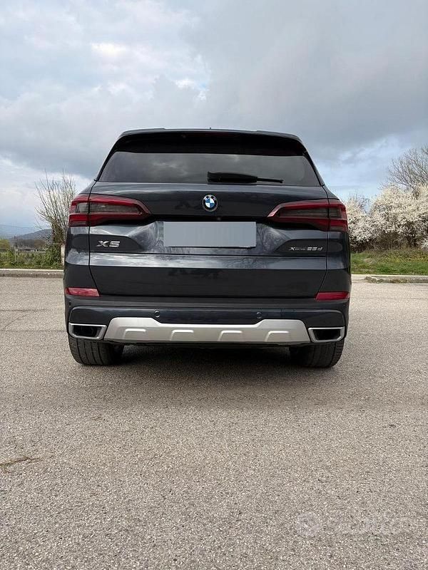 Usata BMW X5 xLine 231 CV (169 kW) 2022 Blu SUV