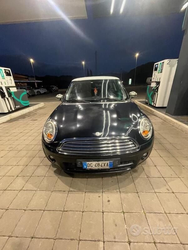 Usata 2007 Mini Cooper D Due volumi | 4500 € (Buon prezzo) - Immagine 1/4