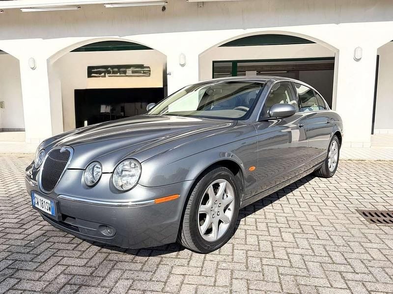 Usata Jaguar S-Type S 207 CV (152 kW) 2005 Argento Berlina