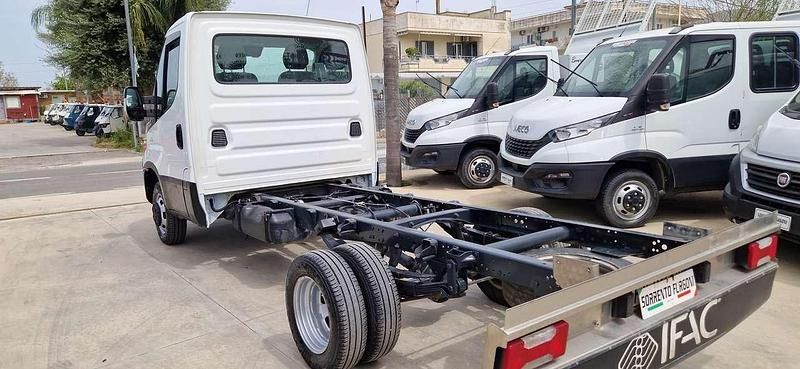 Usata Iveco Daily 179 CV (131 kW) 2019 Bianco Furgone