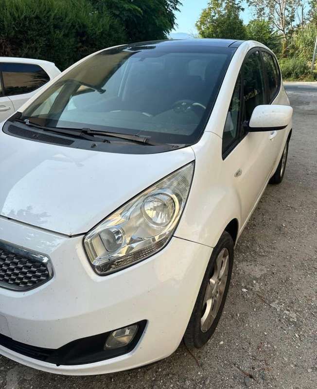 Usata 2011 Kia Venga Active Due volumi | 3400 € (Buon prezzo) - Immagine 1/4