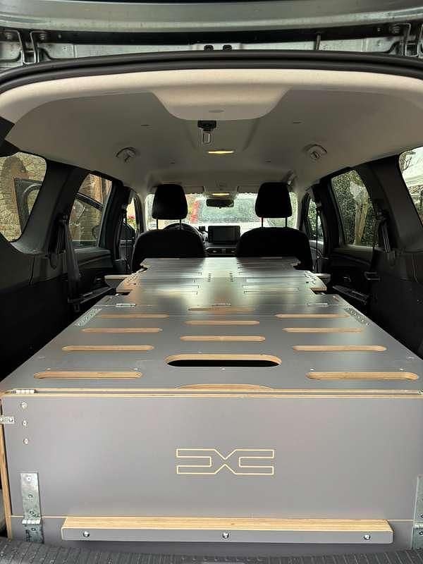Usata Dacia Jogger Extreme 101 CV (74 kW) 2024 Verde Monovolume