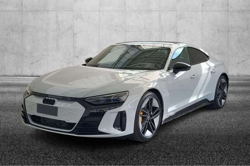 Usata Audi e-tron GT quattro Ambiente 141 kW (193 CV) 2023 Grigio Berlina