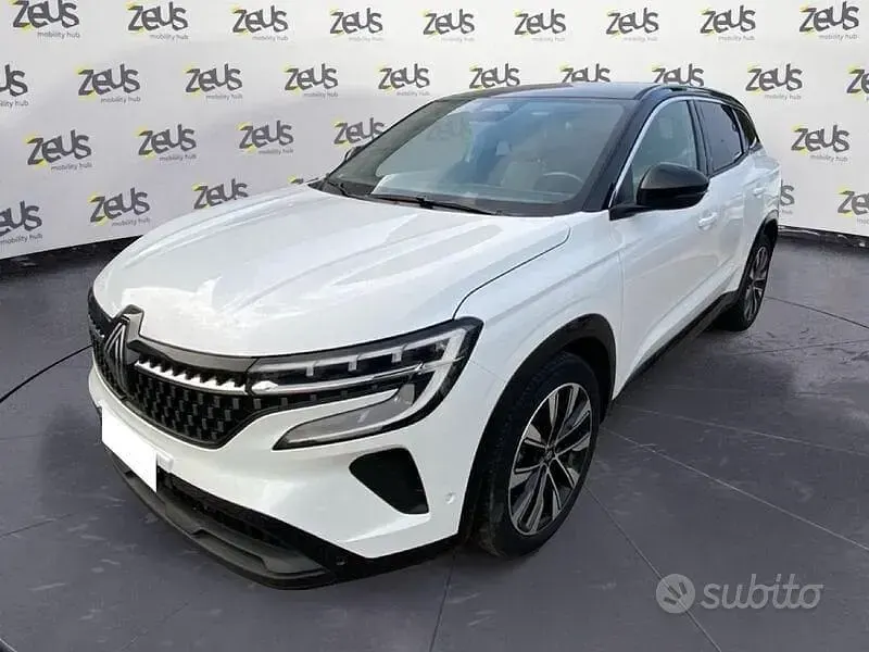 Usata Renault Austral 130 CV (95 kW) 2023 Bianco SUV
