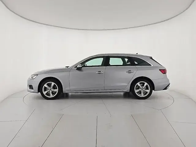 Usata Audi A4 Advanced Plus 163 CV (119 kW) 2024 Argento floret metallizzato Station wagon