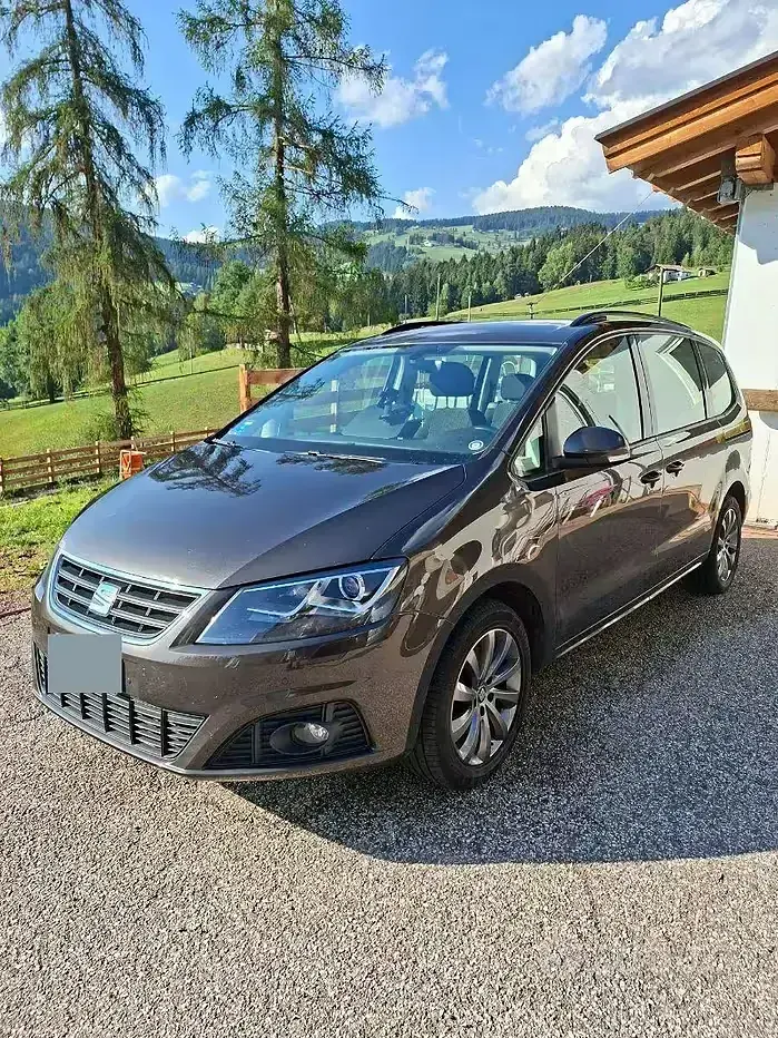 Usata Seat Alhambra 150 CV (110 kW) 2022 Monovolume