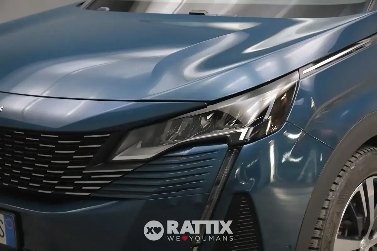 Usata Peugeot 3008 Allure 181 CV (133 kW) 2020 Blue celebes SUV