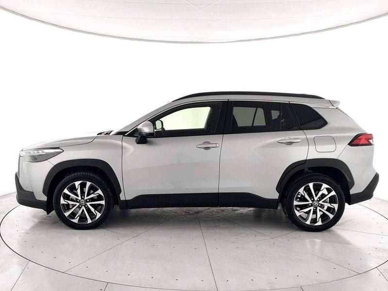 Usata Toyota Corolla Cross Trend 98 CV (72 kW) 2025 Argento SUV