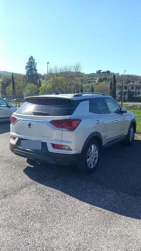 Usata Ssangyong (KGM) Korando 136 CV (100 kW) 2021 Grigio Station wagon