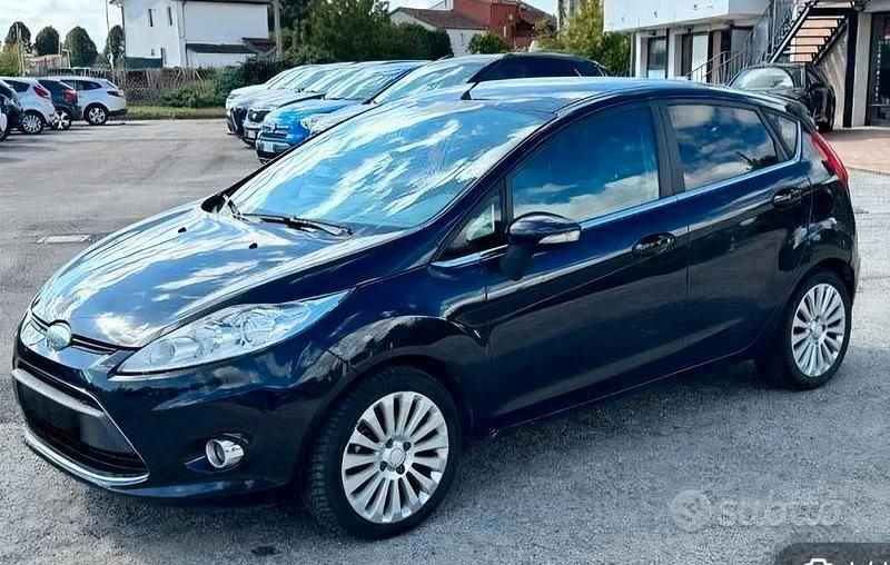 Usata Ford Fiesta Titanium 2009 Nero Berlina