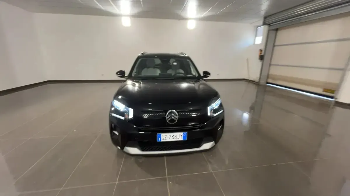 Usata Citroën e-C3 52 kW (72 CV) 2025 Pearl black metallizzato