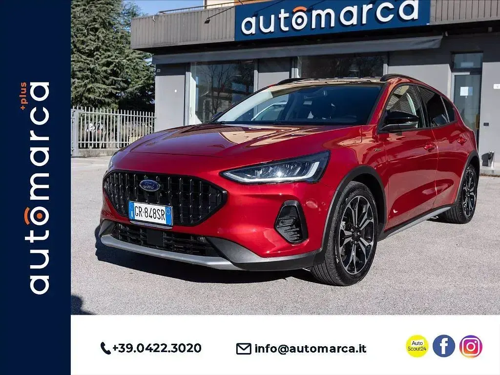 Begagnad Ford Focus Active 155 HK (114 kW) 2023 Röd SUV
