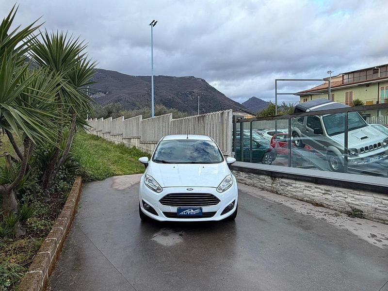 Usata Ford Fiesta Titanium 75 CV (55 kW) 2017 Berlina