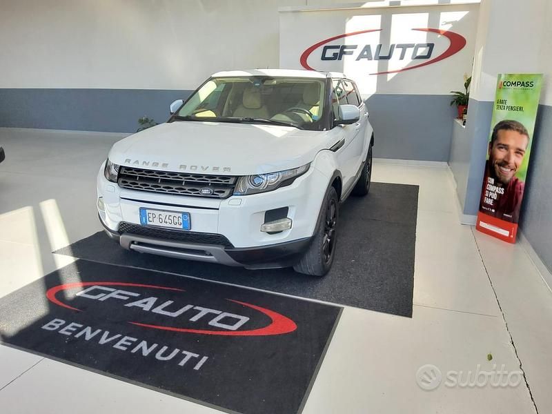 Usata Land Rover Range Rover evoque Prestige 150 CV (110 kW) 2012 Bianco SUV