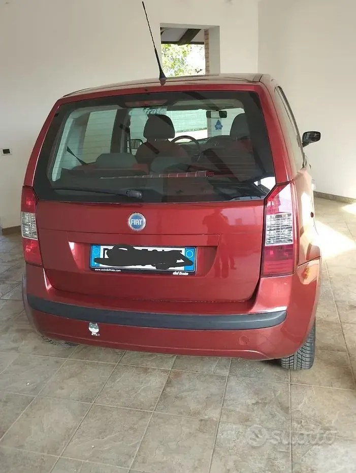 Usata Fiat Idea 80 CV (58 kW) 2007 Rosso Monovolume