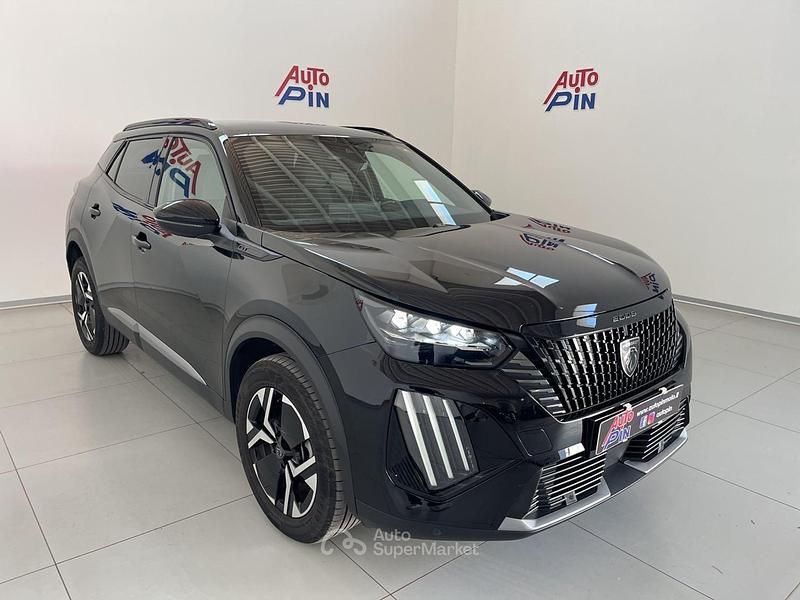 Usata Peugeot 2008 Allure 102 CV (75 kW) 2024 Nero SUV