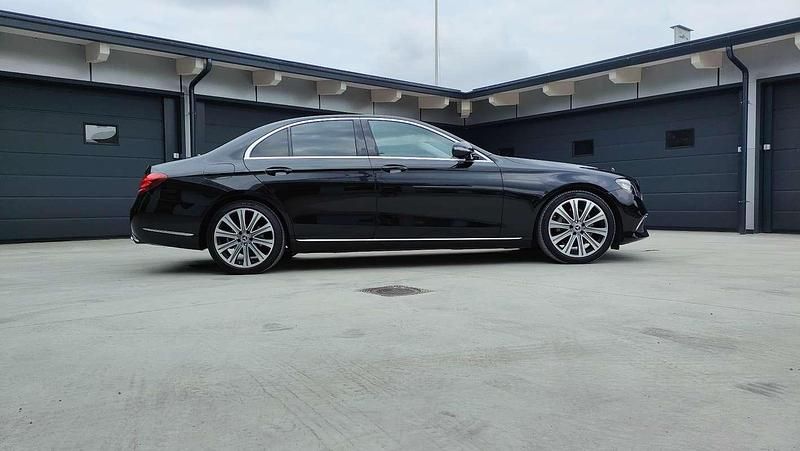 Usata Mercedes E220 Exclusive 194 CV (142 kW) 2019 Berlina