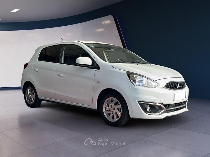 Usata Mitsubishi Space Star Invite 71 CV (52 kW) 2018 Bianco Utilitaria