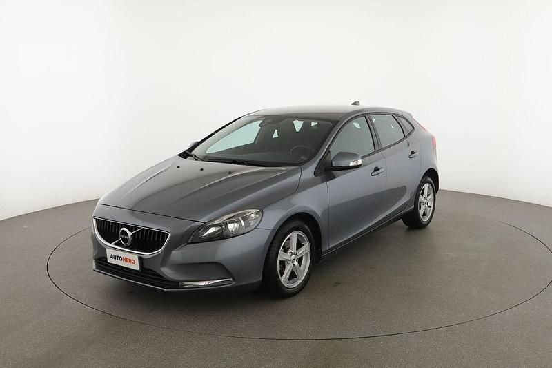 Occasion Volvo V40 Kinetic 120 ch (88 kW) 2017 Berline