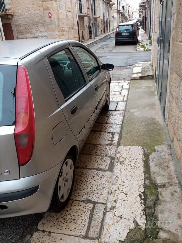 Usata Fiat Punto 2001 Grigio Utilitaria