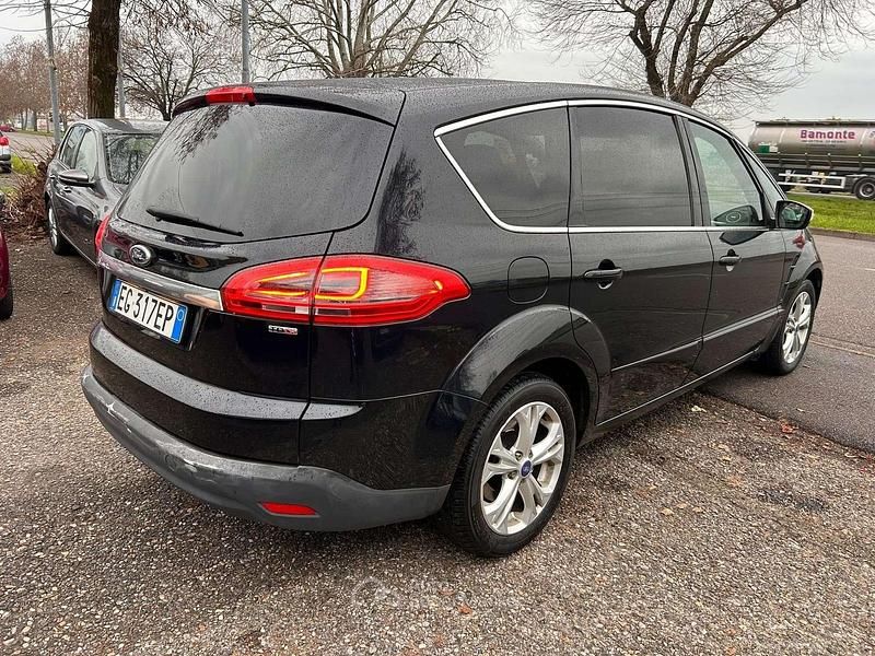 Occasion Ford S-MAX Titanium 140 PK (102 kW) 2011 Zwart MPV