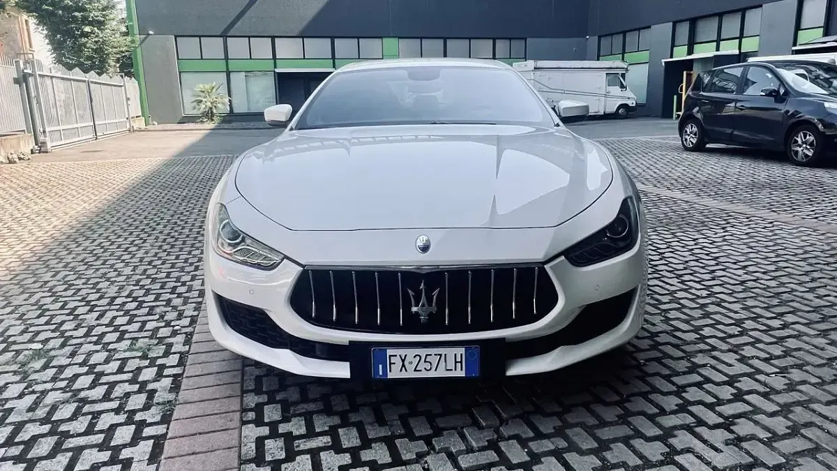 Usata Maserati Ghibli 250 CV (183 kW) 2019 Bianco Berlina