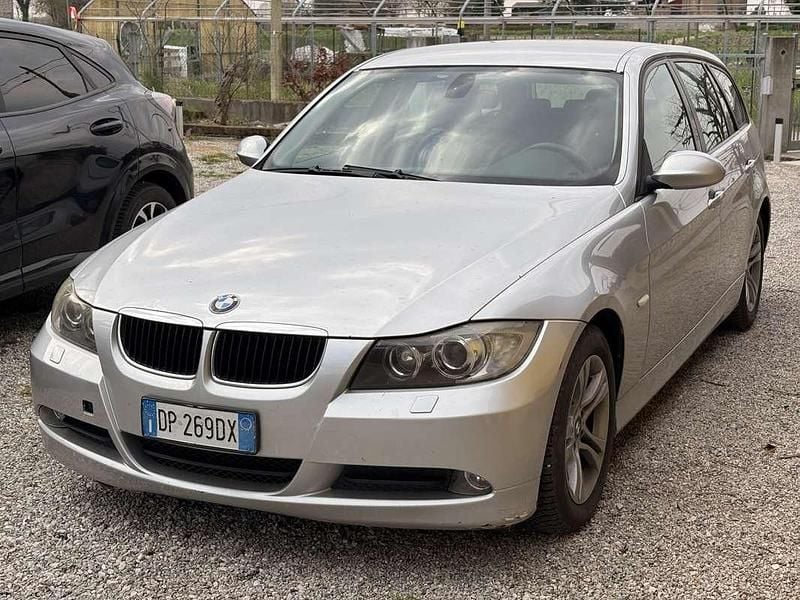 Usata BMW 318 M Sport 143 CV (105 kW) 2008 Grigio Station wagon