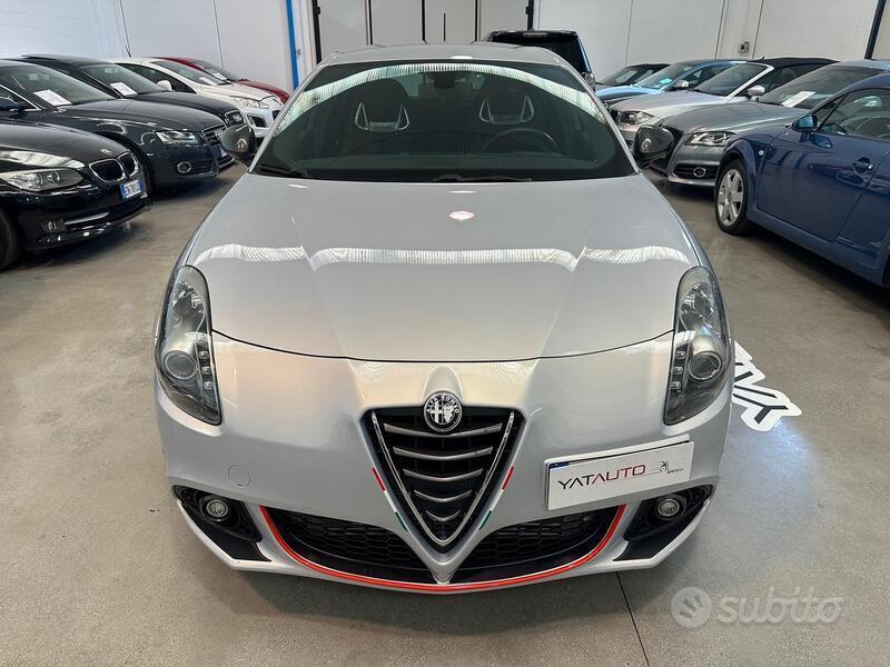 Usato 2014 Alfa Romeo Giulietta 1.7 Benzin 240 CV (17.990 €)