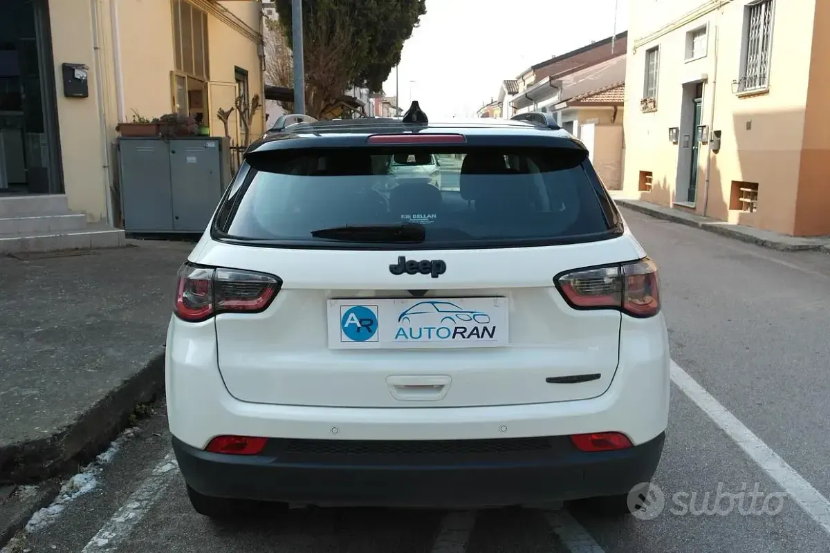 Usata Jeep Compass Night Eagle 120 CV (88 kW) 2020 Bianco SUV