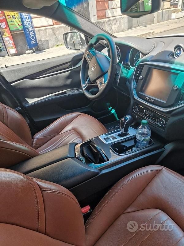 Usata Maserati Ghibli 330 CV (242 kW) 2015 Bianco Coupé