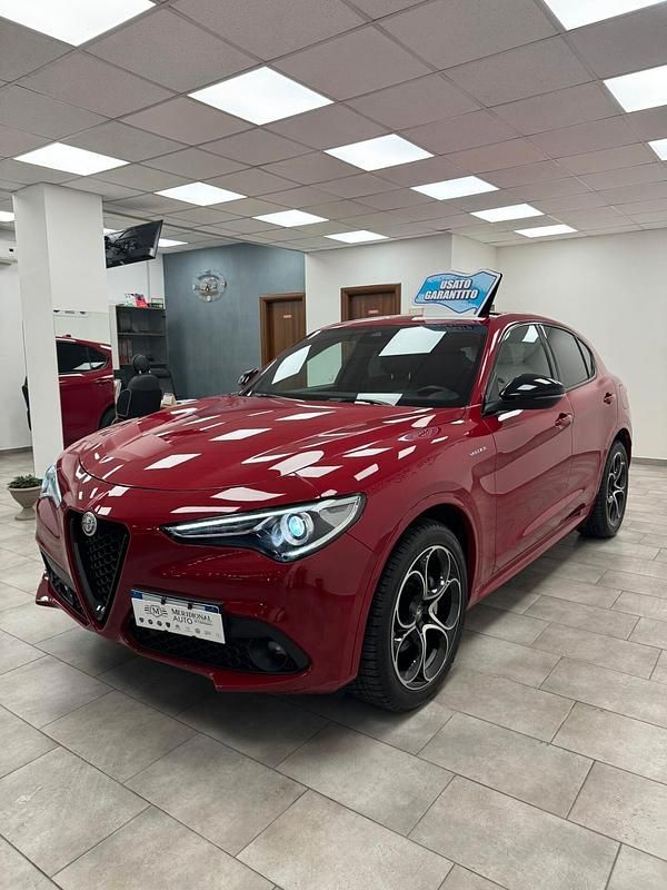 Usata Alfa Romeo Stelvio Veloce 210 CV (154 kW) 2022 Rosso SUV