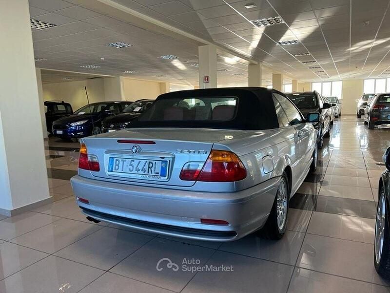 Usata BMW 320 Cabriolet 170 CV (125 kW) 2001 Argento Cabrio