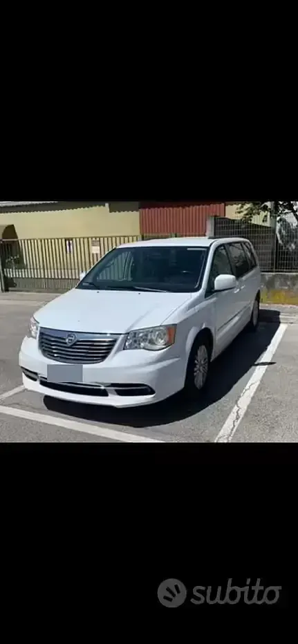 Usata Lancia Voyager 163 CV (119 kW) 2015 Monovolume