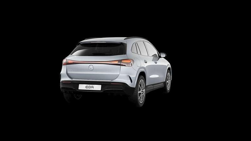 Nuova Mercedes EQA250+ Advanced 94 kW (129 CV) 2025 Argento SUV