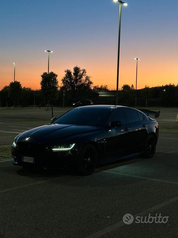 Usata Jaguar XE R-Sport 190 CV (139 kW) 2018 Berlina