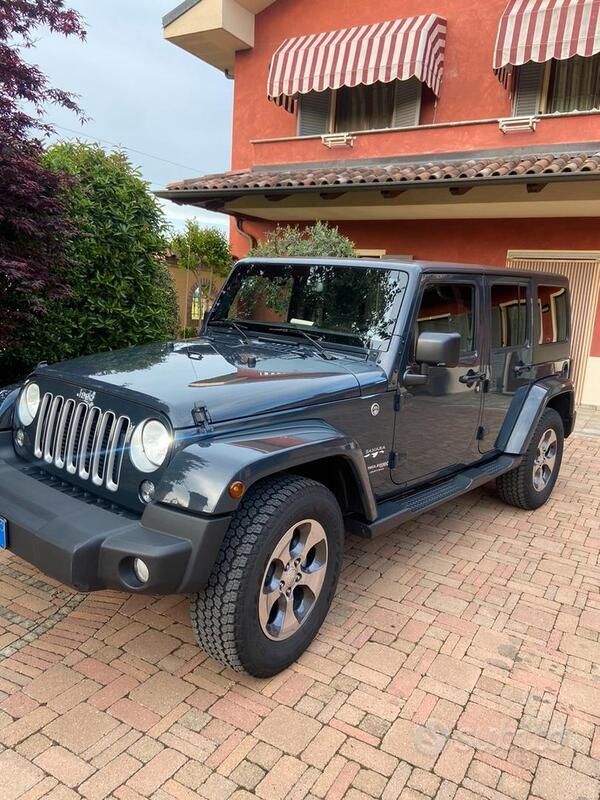 Usato 2018 Jeep Wrangler 2.8 Diesel 200 CV (40.900 €)