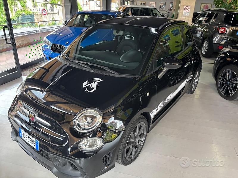 Nero Usata 2016 Abarth 595 Due volumi | 12.950 € (Buon prezzo) - Immagine 1/4