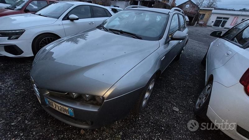 Usata Alfa Romeo 159 Progression 150 CV (110 kW) 2008 Grigio Station wagon