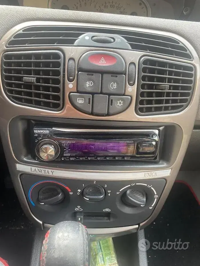 Usata Lancia Ypsilon 54 CV (39 kW) 2003 Nero Utilitaria
