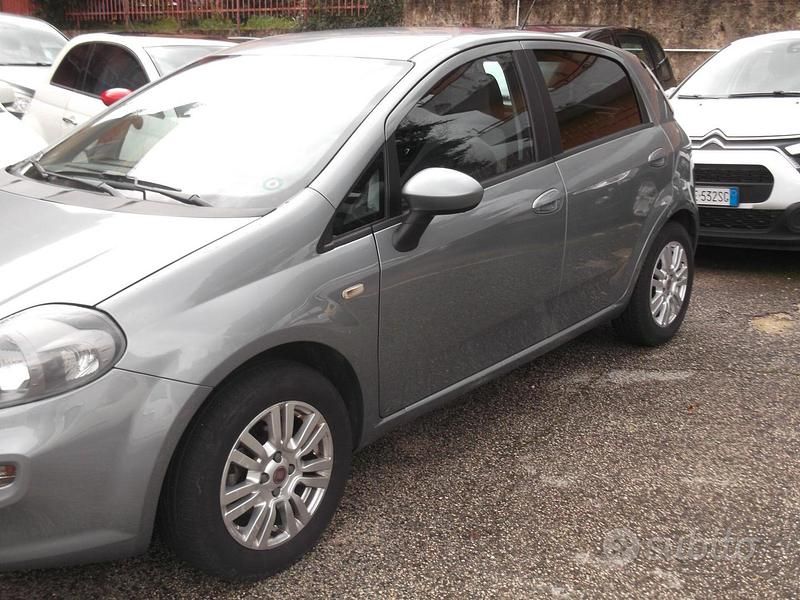 Usata Fiat Punto Evo Dynamic 77 CV (56 kW) 2012 Grigio Utilitaria