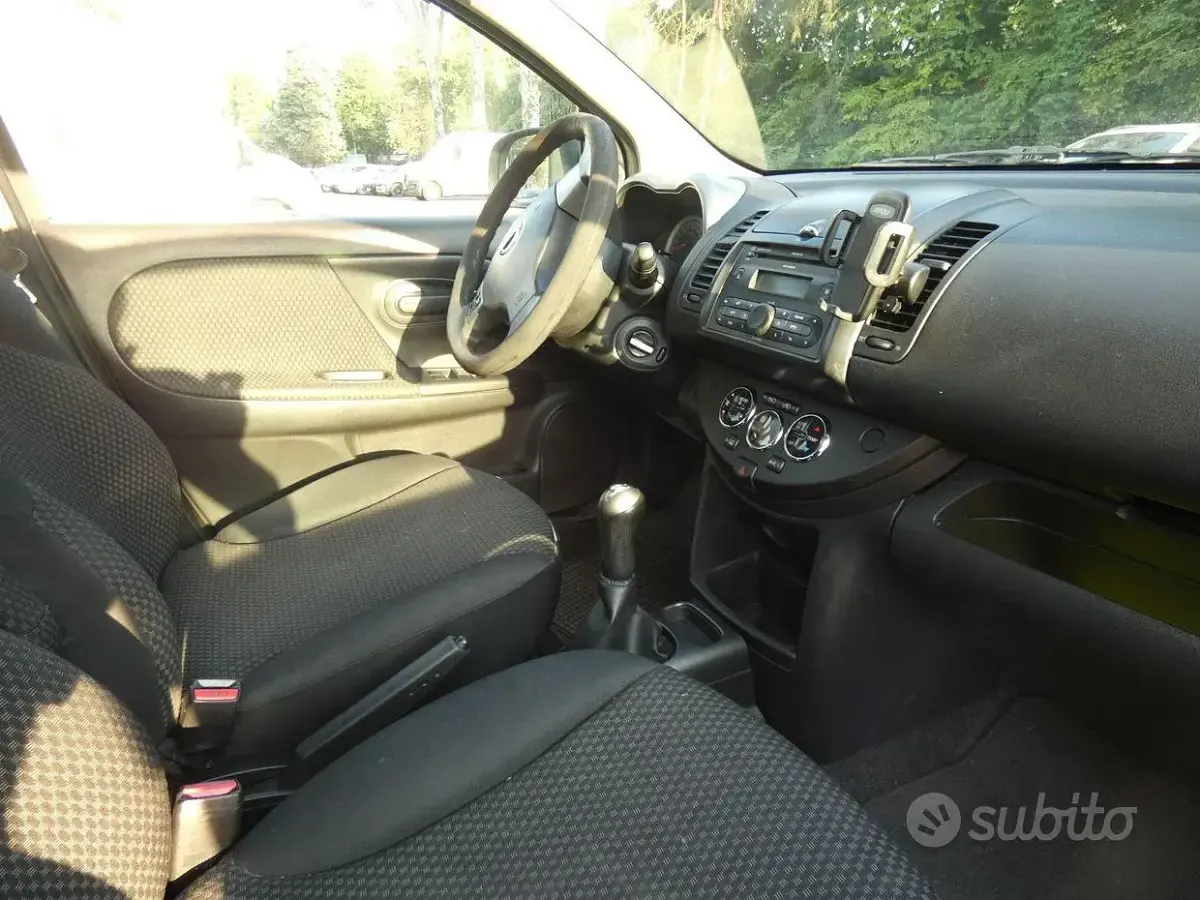 Usata Nissan Note 88 CV (64 kW) 2006 Grigio Utilitaria