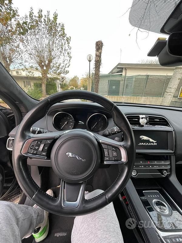 Usata Jaguar F-Pace 180 CV (132 kW) 2019 SUV