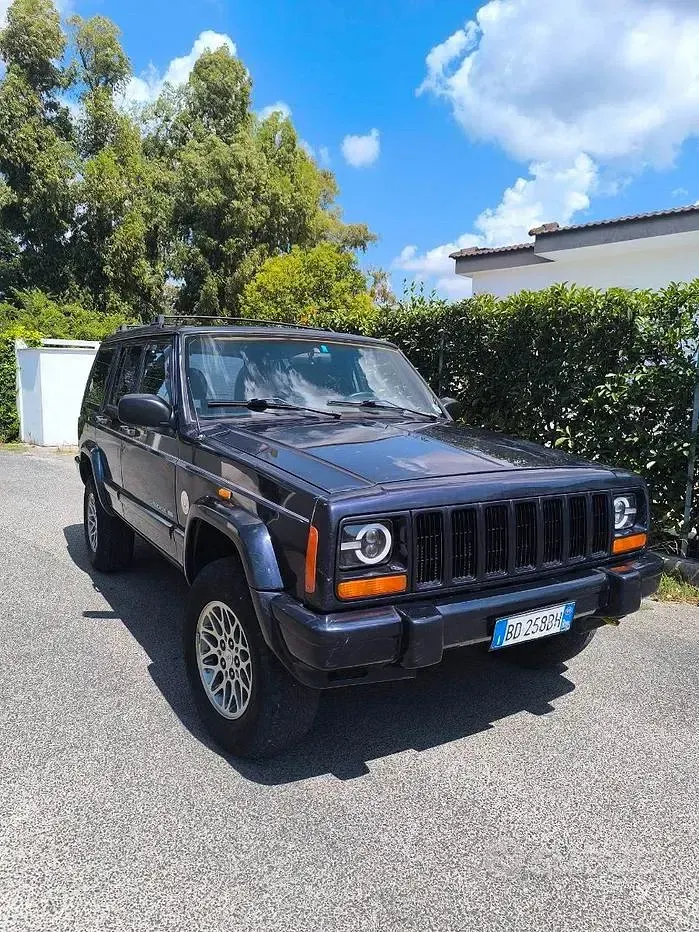 Usata Jeep Cherokee 80 CV (58 kW) 1999 SUV