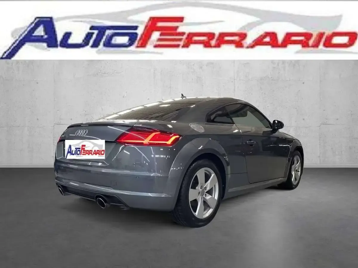 Usata Audi TT Design 179 CV (131 kW) 2017 Grigio Coupé